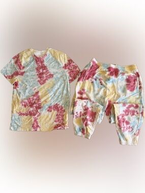 Tommy Hilfiger womens Tie-Dye t shirt and sweats Set in Pink, Yellow & Blue